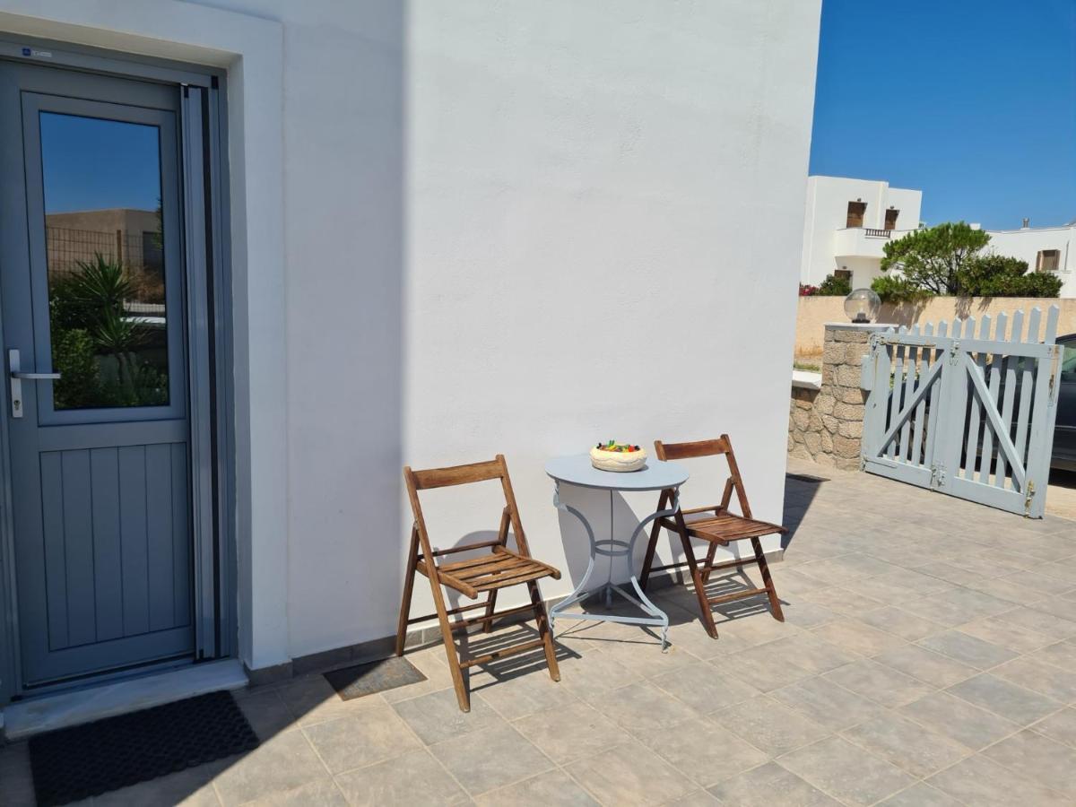 Milos Sun Villa Peran Triovasalos Exteriör bild