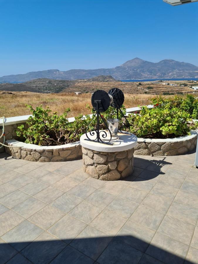 Milos Sun Villa Peran Triovasalos Exteriör bild