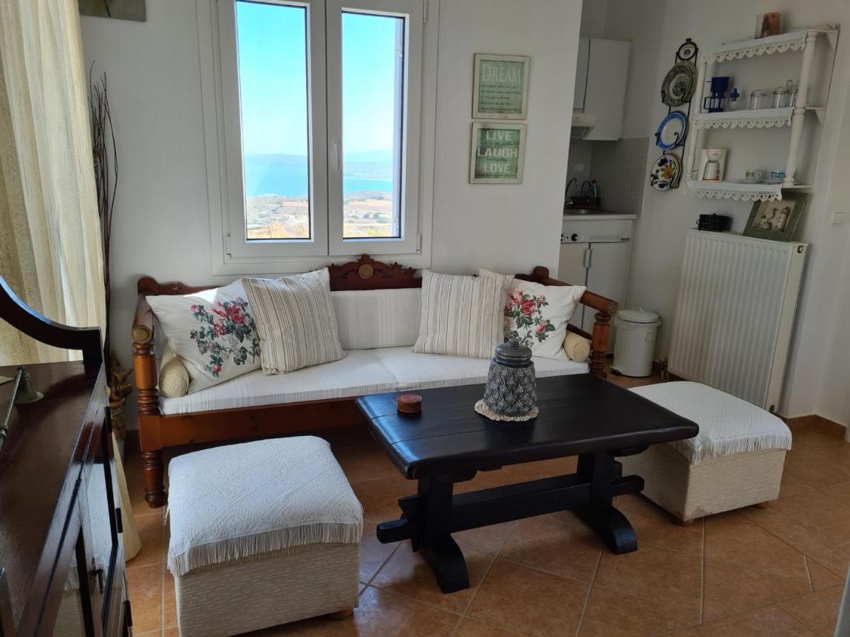 Milos Sun Villa Peran Triovasalos Exteriör bild
