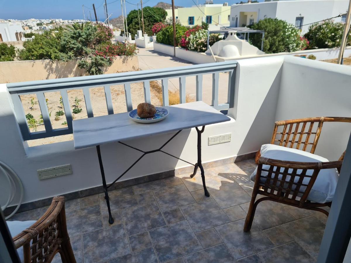 Milos Sun Villa Peran Triovasalos Exteriör bild